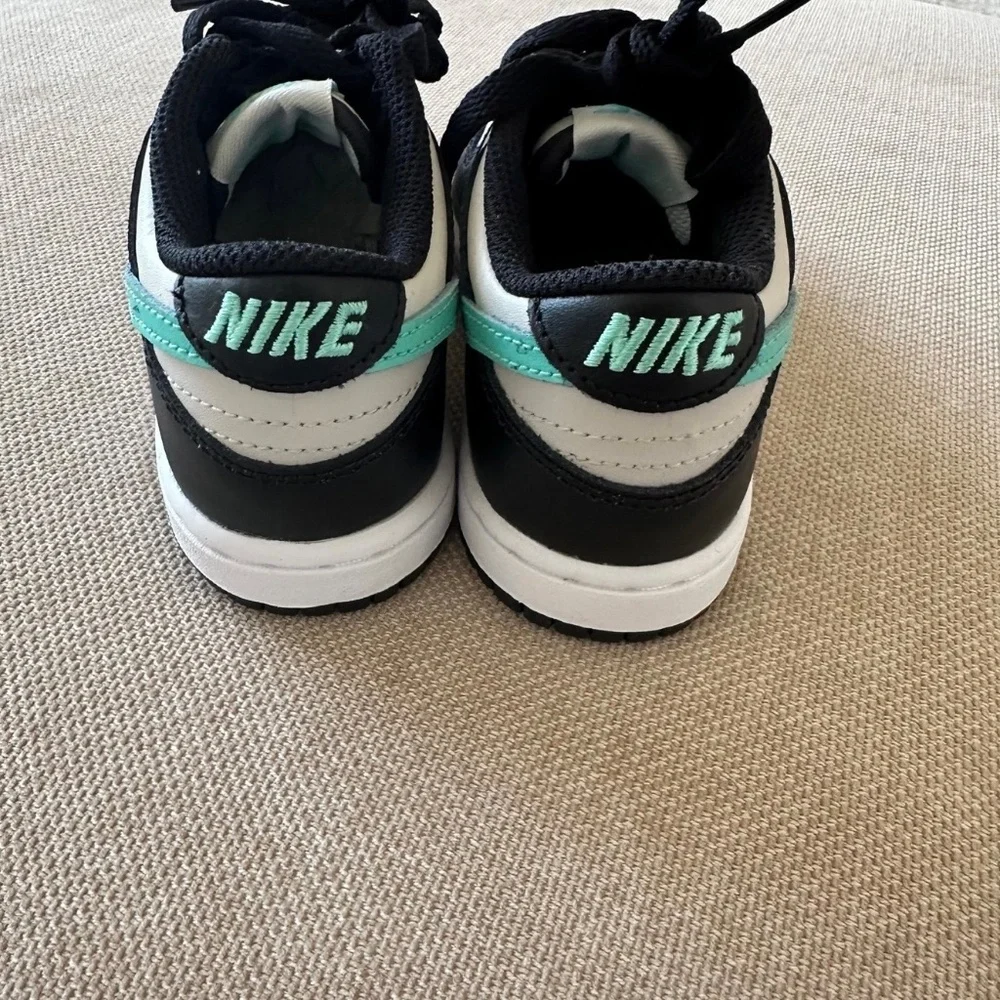 NIB Nike Dunk‎ Low Tropical Twist 11C